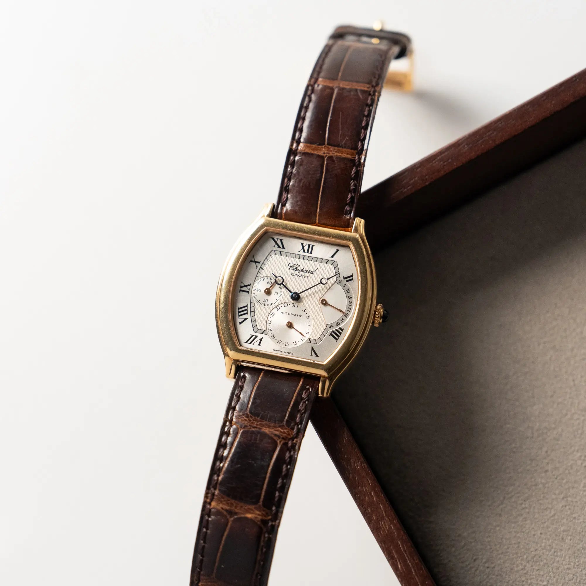 Chopard Tonneau Powerreserve 2248 mit Gehäuse aus 18k Roségold