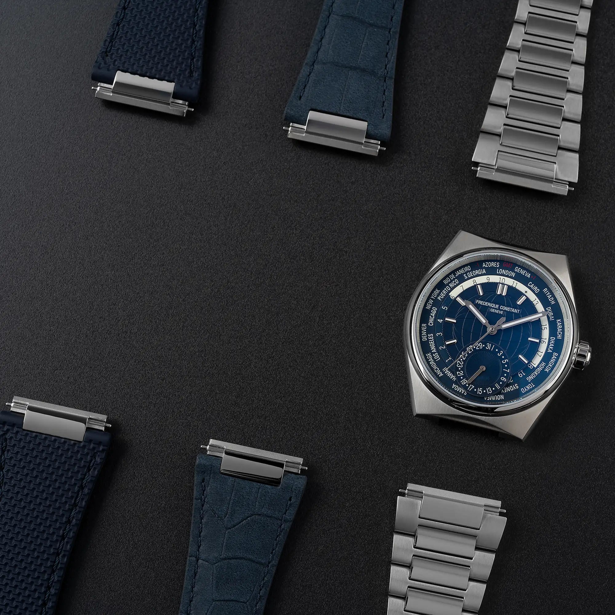 Produktfotografie der Worldtimer-Uhr von Frederique Constant aus der Highlife Kollektion mit den drei verfügbaren Band-Variationen - Kautschuk, Edelstahl und Lederamband