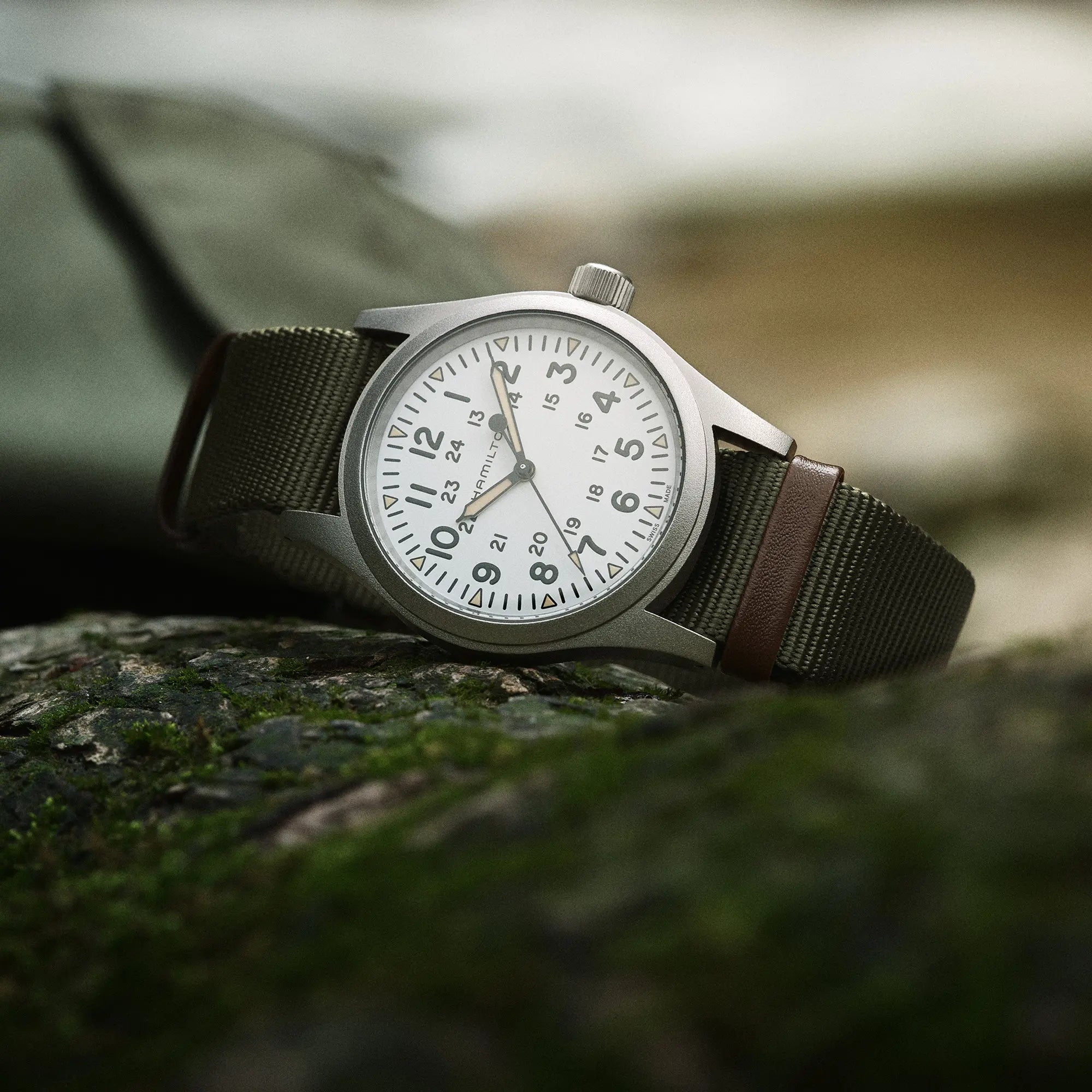 Khaki Field Mechanical | 38mm | weiß