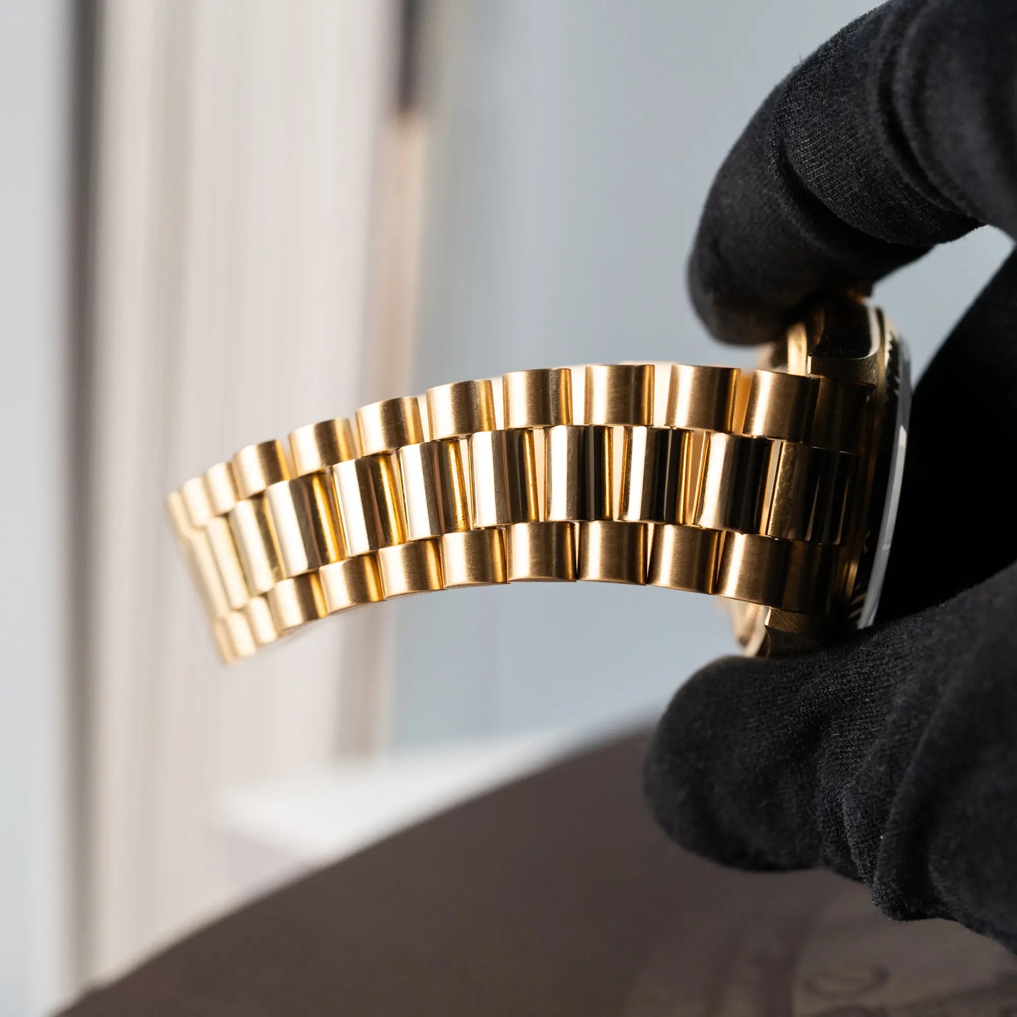 Zustand & Stretch des gelbgoldenen President-Armbands der Rolex Day-Date 18238 in Gelbgold mit goldenem Zifferblatt und Diamant-Indizes