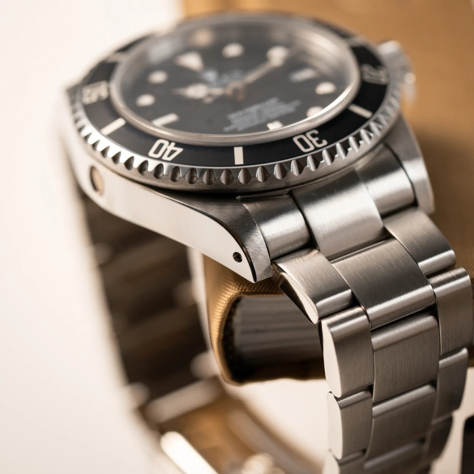 Sea-Dweller 4000 | 16600 | Box & Papiere 1996 | Service 25