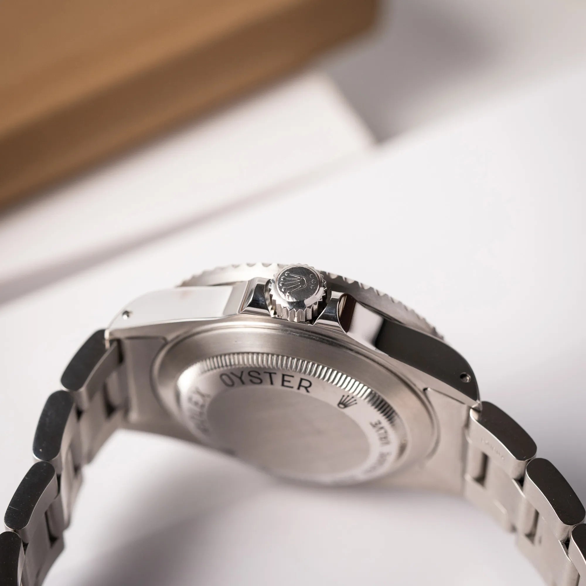 Sea-Dweller 4000 | 16600 | Box & Papers | Service | LC100