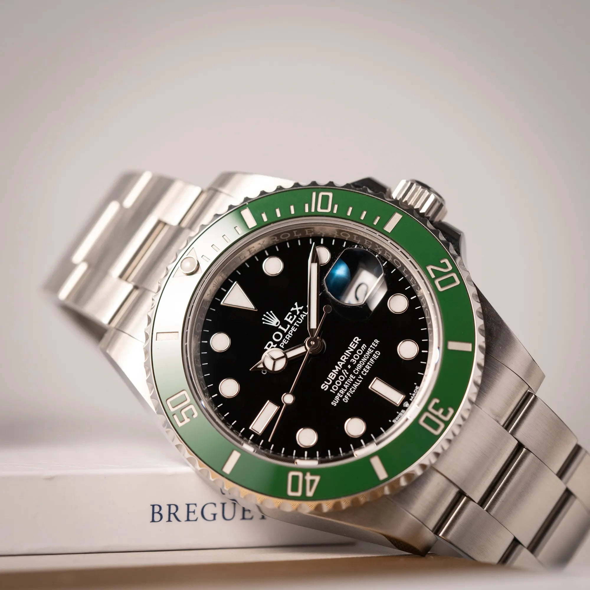 Submariner Date Starbucks | 126610LV | Box & Papiere 2024