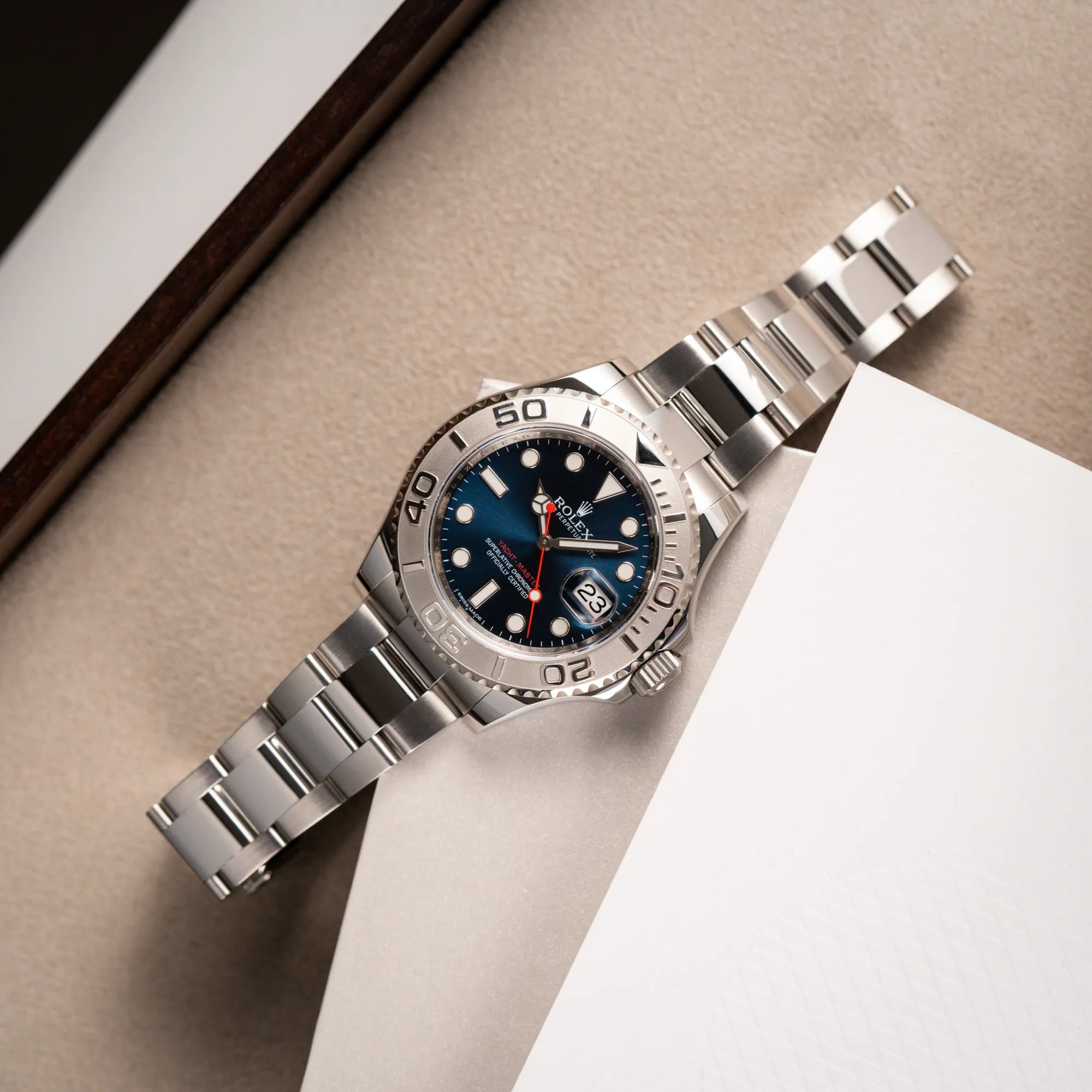 Rolex Yachtmaster 40 mit blauem Zifferblatt der Referenz 116622