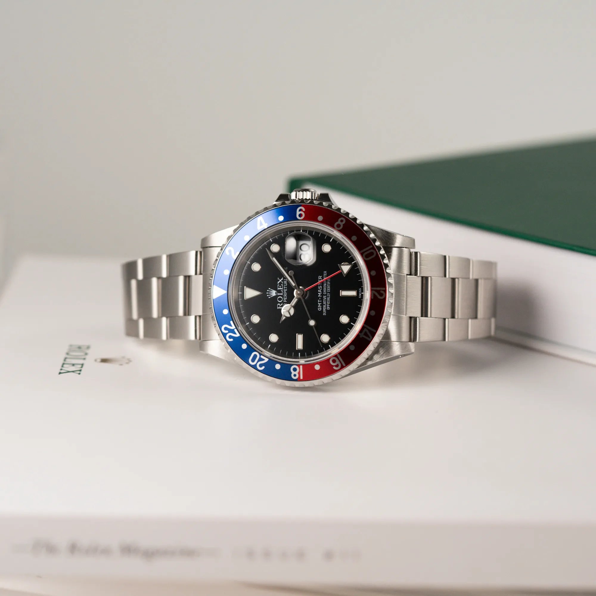 GMT Master Pepsi | 16700 | Box & Papers 1999 | Swiss only