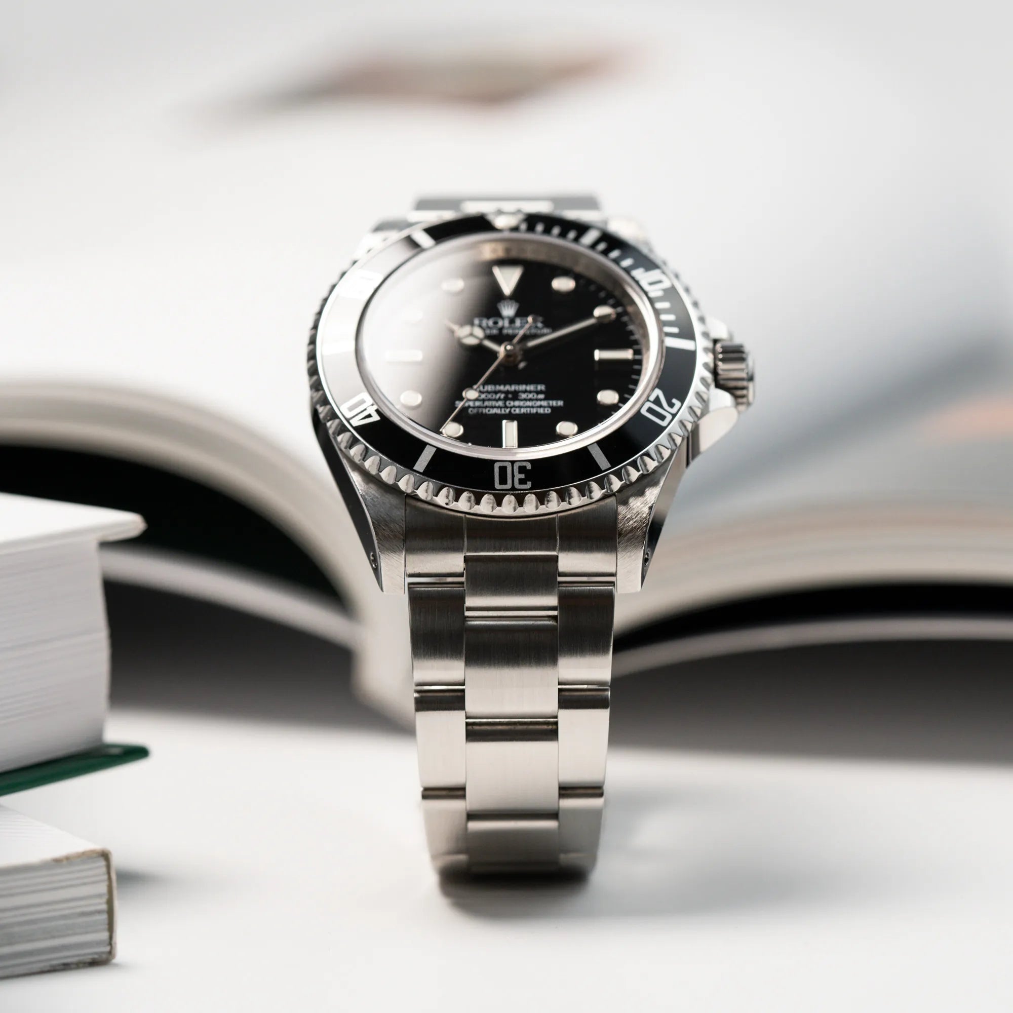 Produktfotografie der Rolex Submariner NoDate 14060M in Schwarz