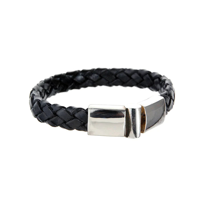Schwarzes, geflochtenes Lederarmband mit schlichter, polierter Schließe aus Silber