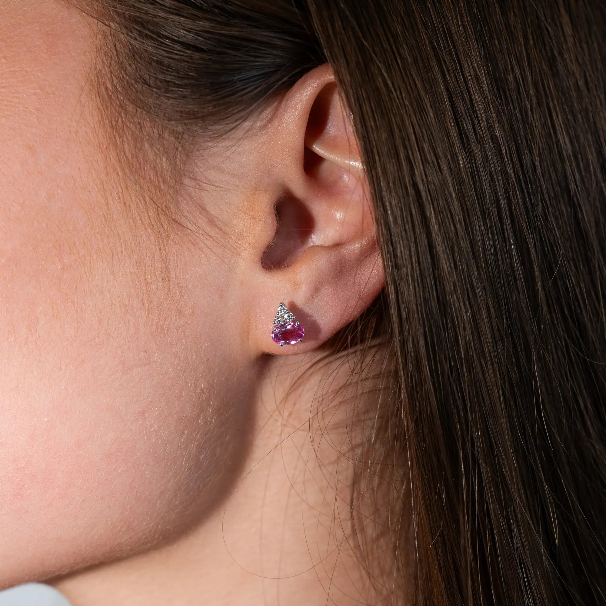 Stud earrings with pink sapphires and diamonds | 18ct white gold