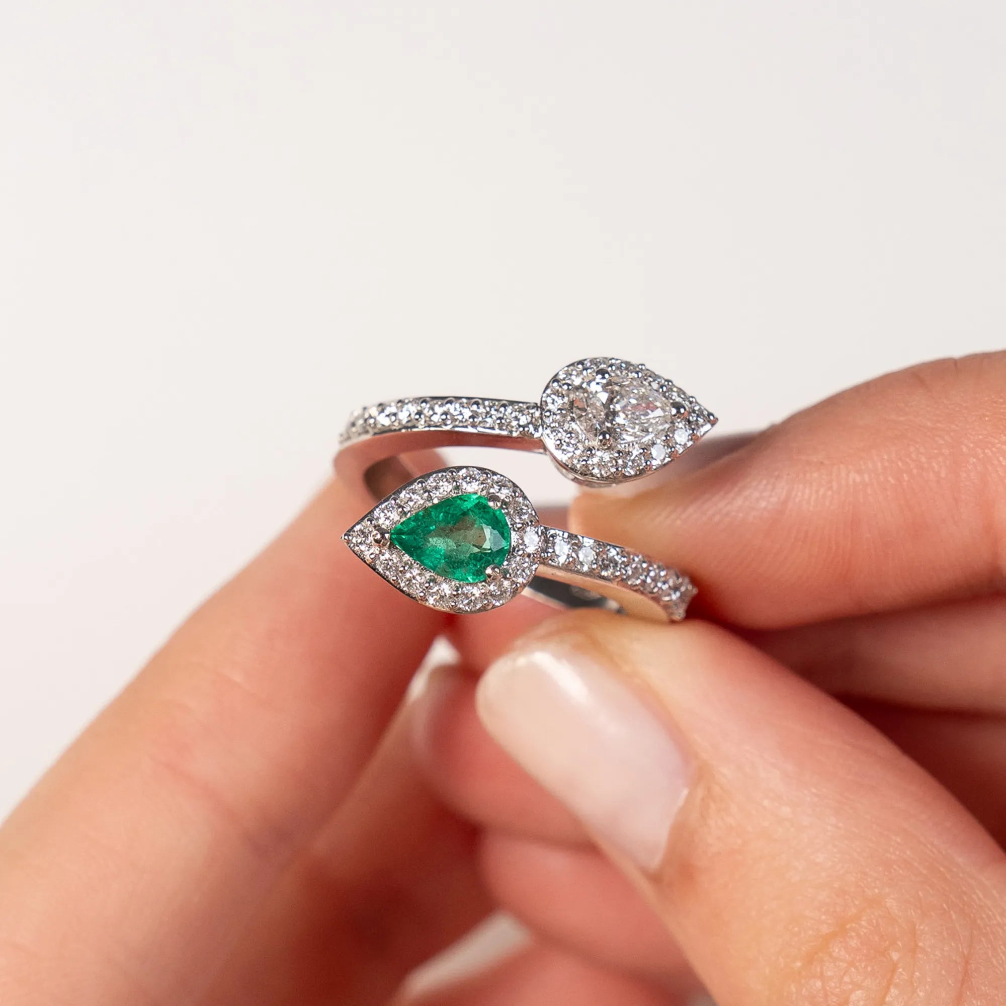 Emerald Diamond ring | 18ct white gold | Collezione Piazza di Spagna