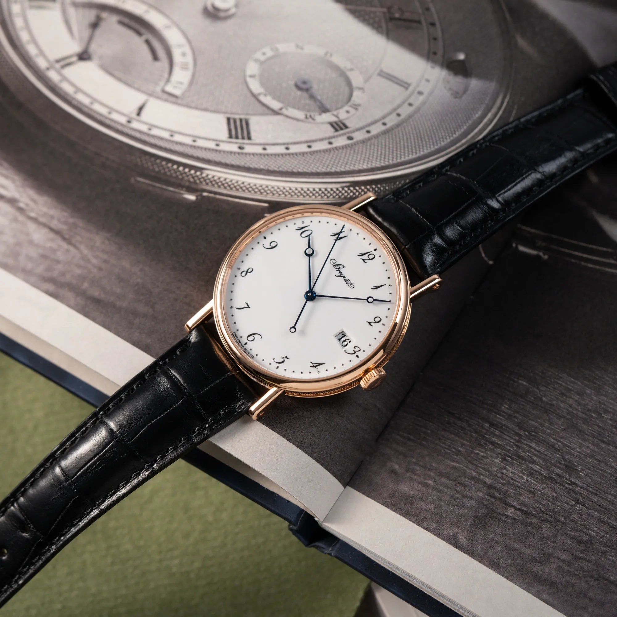Classique Roségold Emaille | 5177BR | Box Papiere 2020