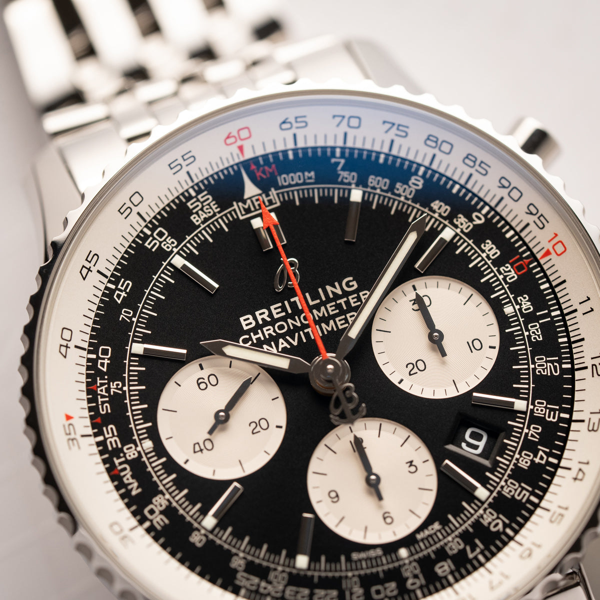 Breitling Navitimer B01 Chronograph | AB0121 | Box & Papiere 2021