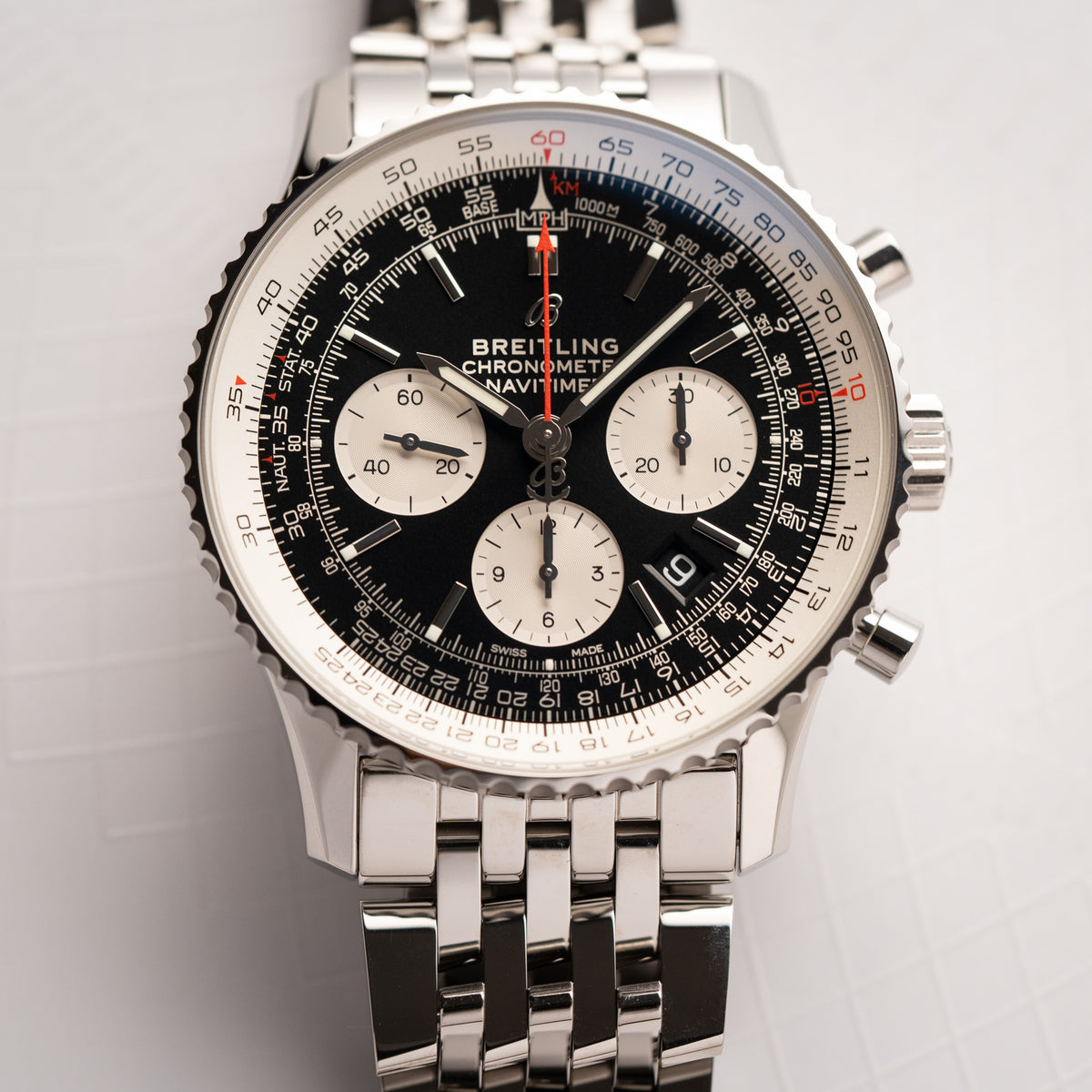 Breitling Navitimer B01 Chronograph | AB0121 | Box & Papiere 2021