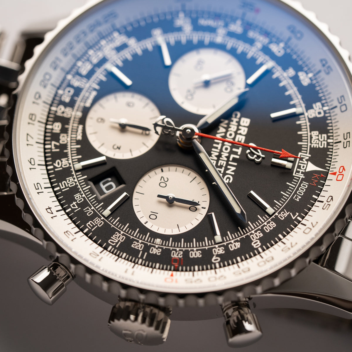 Breitling Navitimer B01 Chronograph | AB0121 | Box & Papiere 2021