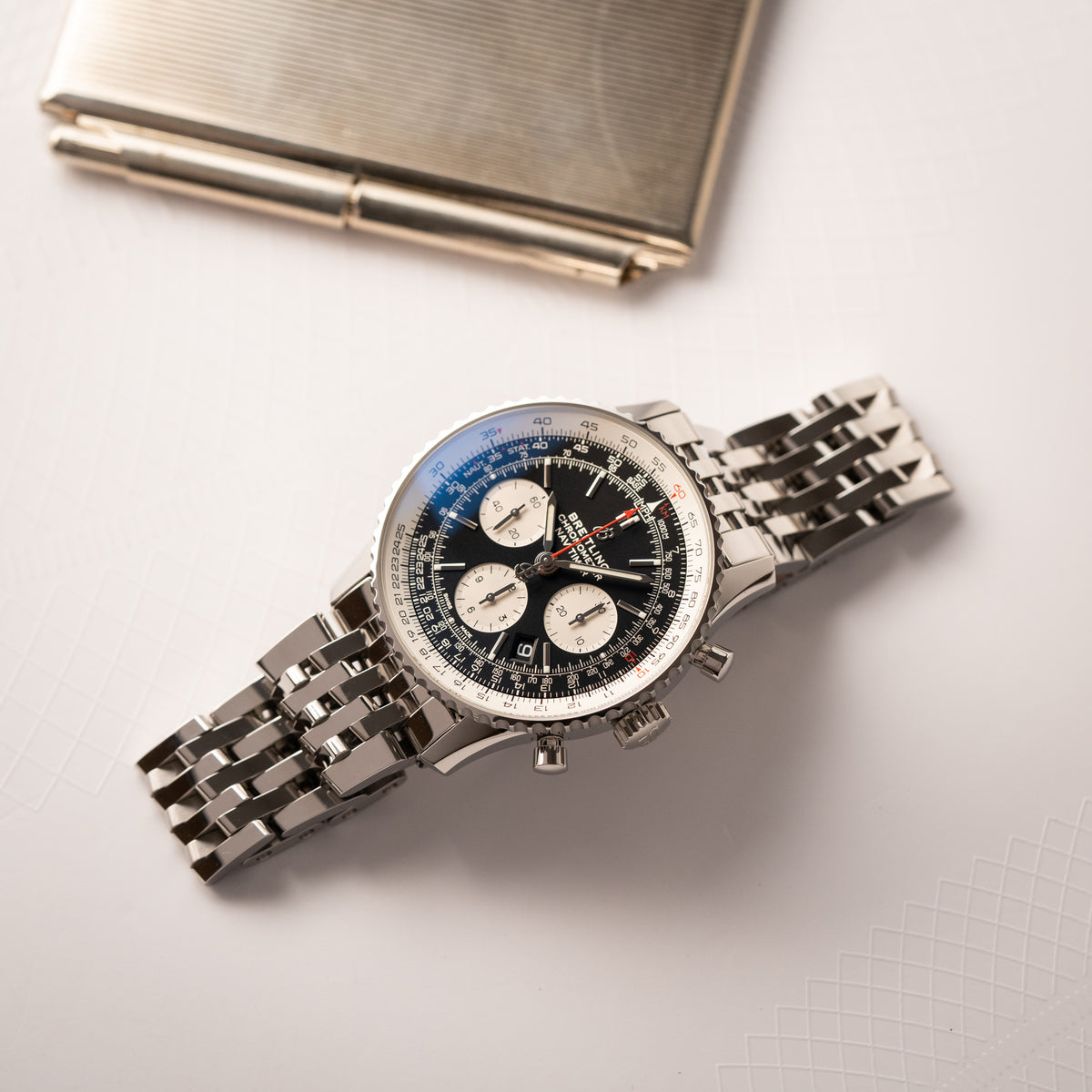 Breitling Navitimer B01 Chronograph | AB0121 | Box & Papiere 2021