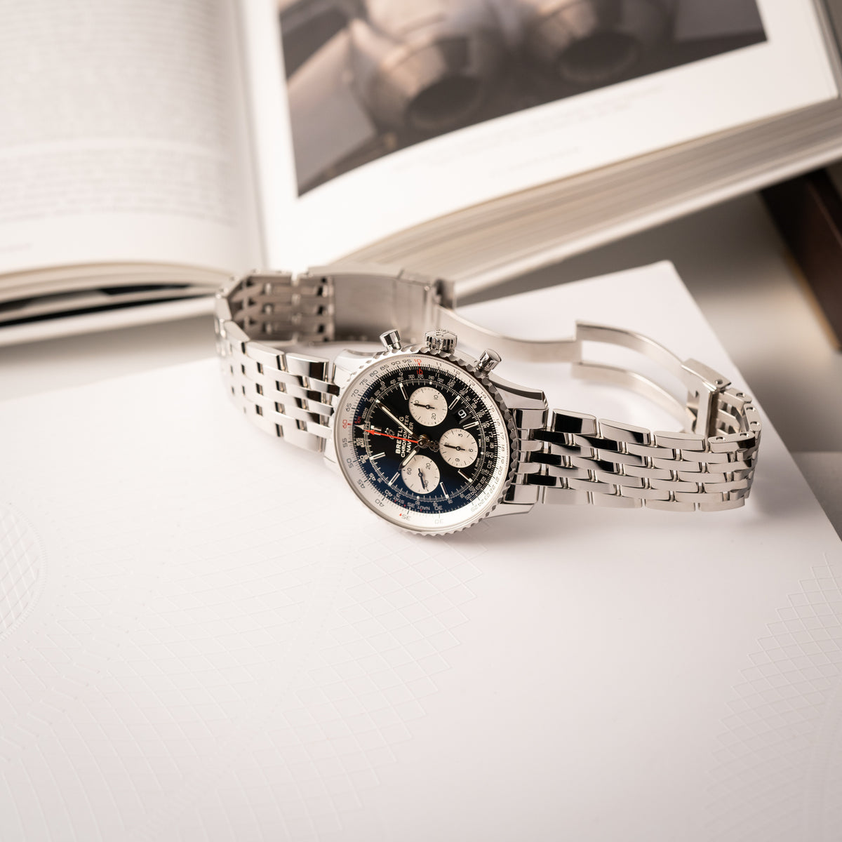 Breitling Navitimer B01 Chronograph | AB0121 | Box & Papiere 2021