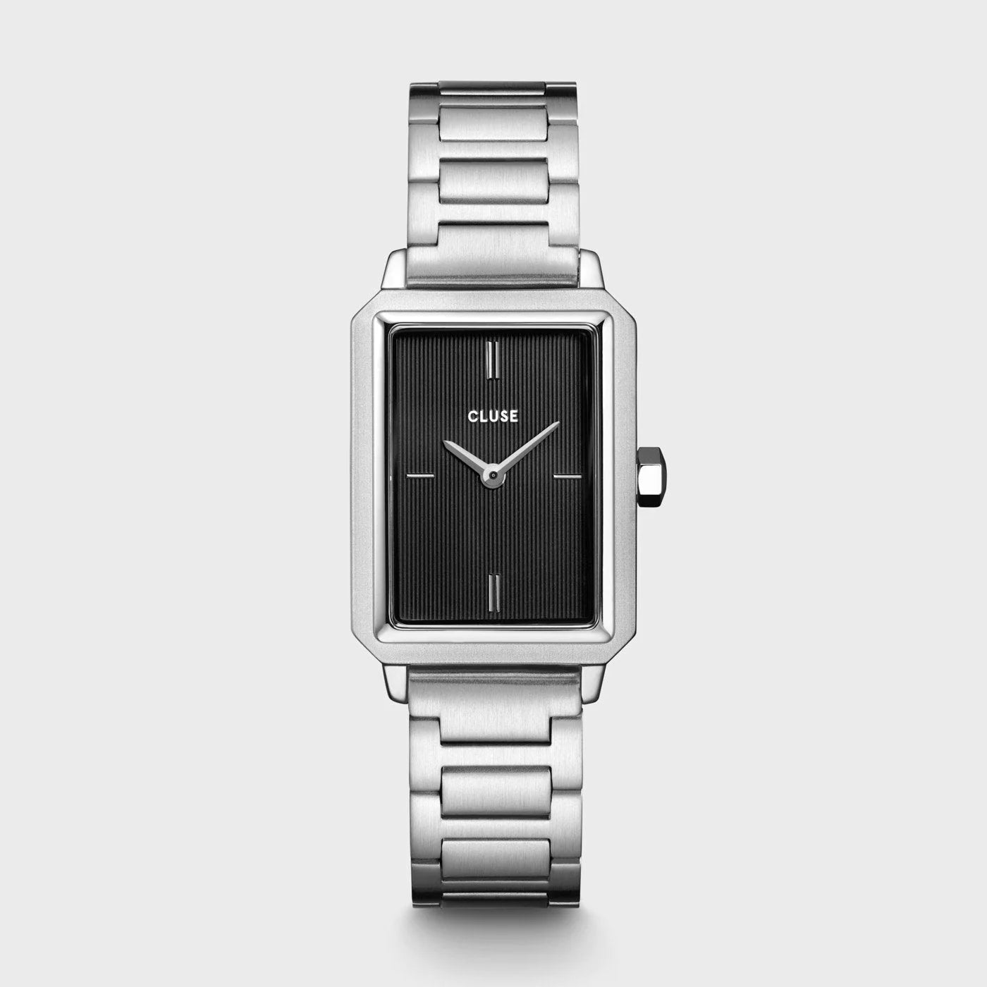 Frontale Ansicht der Cluse "Fluette" Stahl-Uhr mit schwarzem, gestreiften Zifferblatt mit silberfarbenem Gehäuse mit Edelstahl-Armband