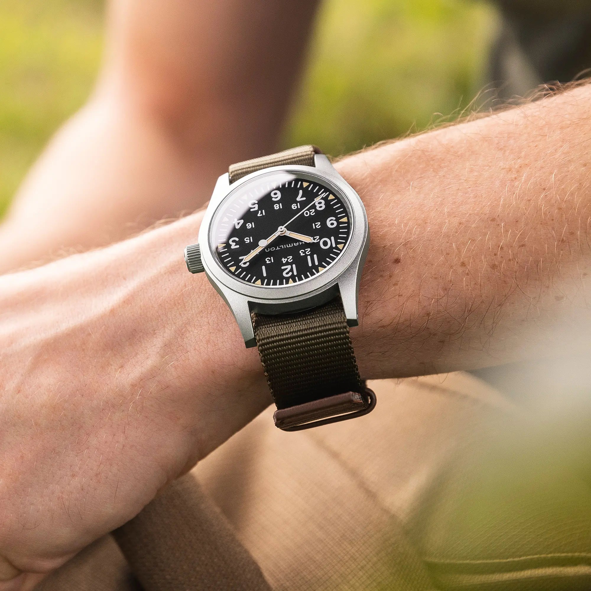 Khaki Field Mechanical | 38mm | schwarz