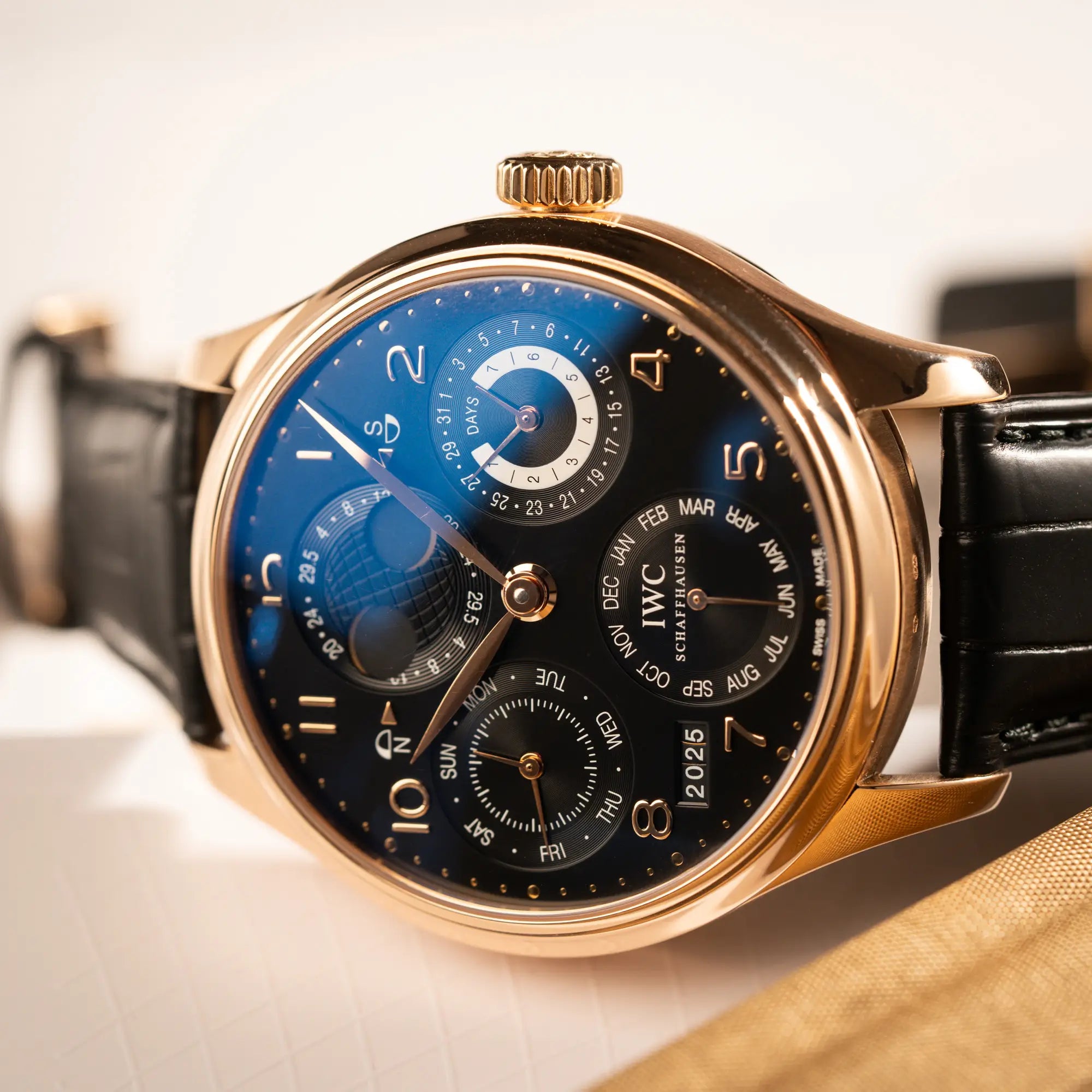 Portugieser Ewiger Kalender | IW502122 | Box & Papiere | 2011