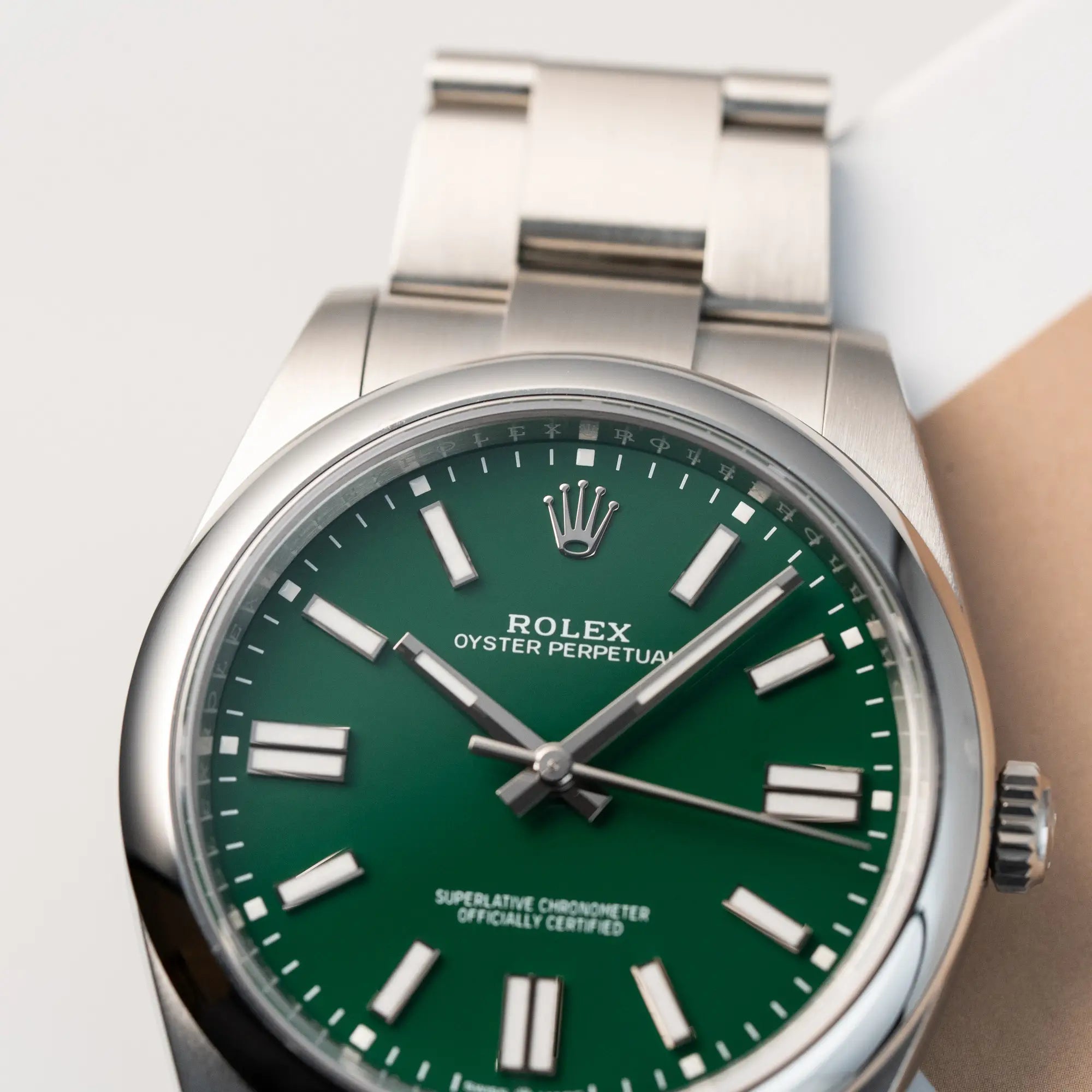 Oyster Perpetual 41 | 124300 | Full-Set | 2024 | Green Neu