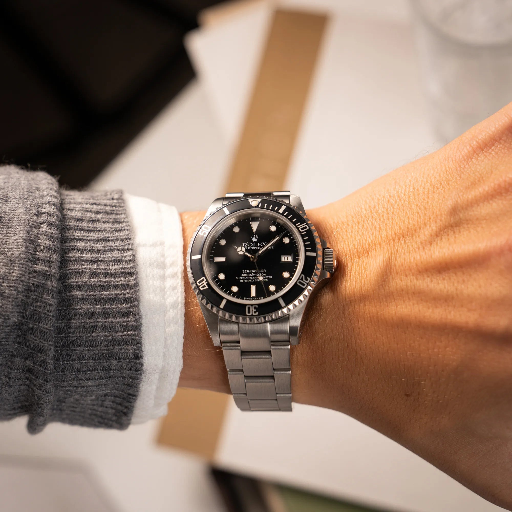 Sea-Dweller 4000 | 16600 | Box & Papiere 1996 | Service 25