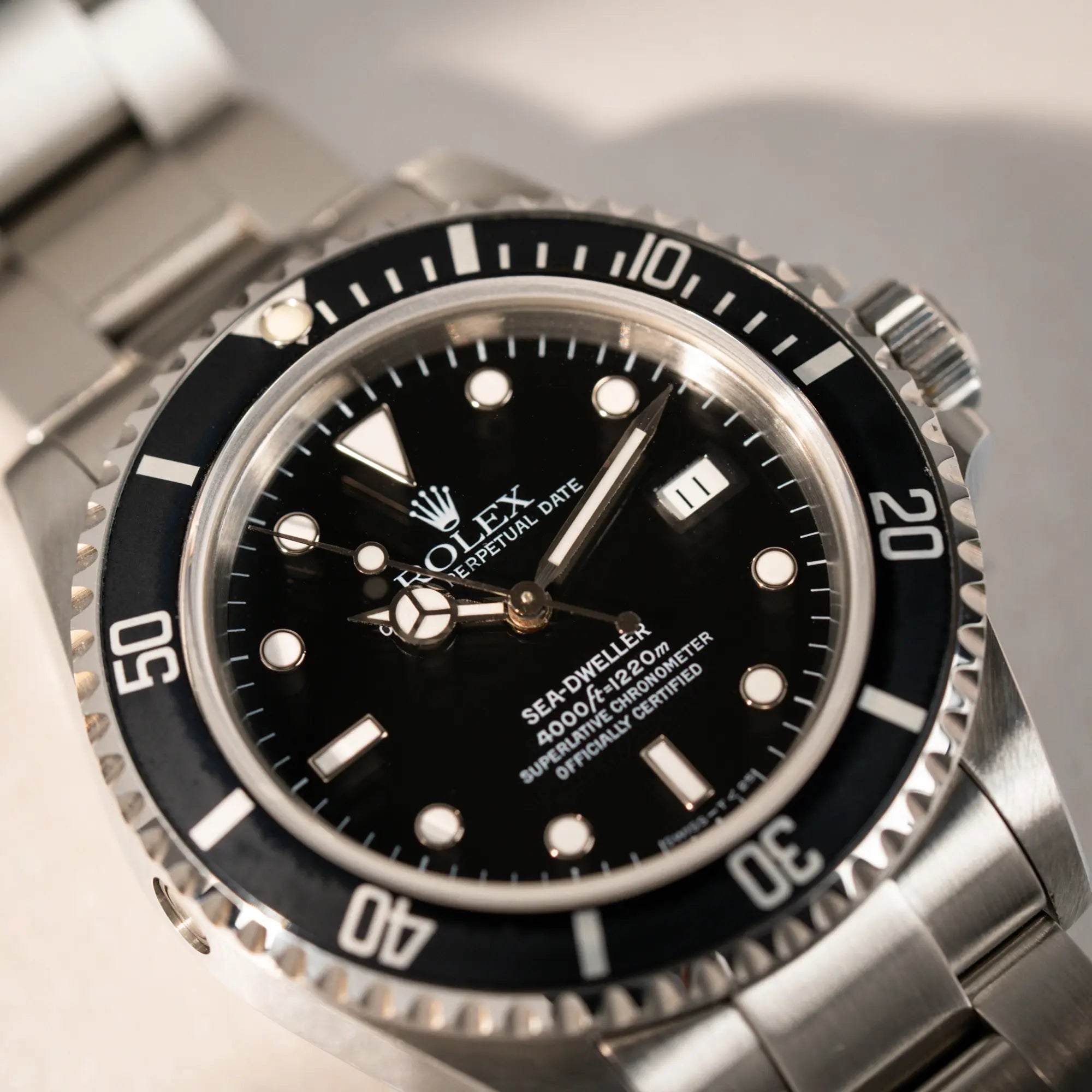 Sea-Dweller 4000 | 16600 | Box & Papiere 1996 | Service 25