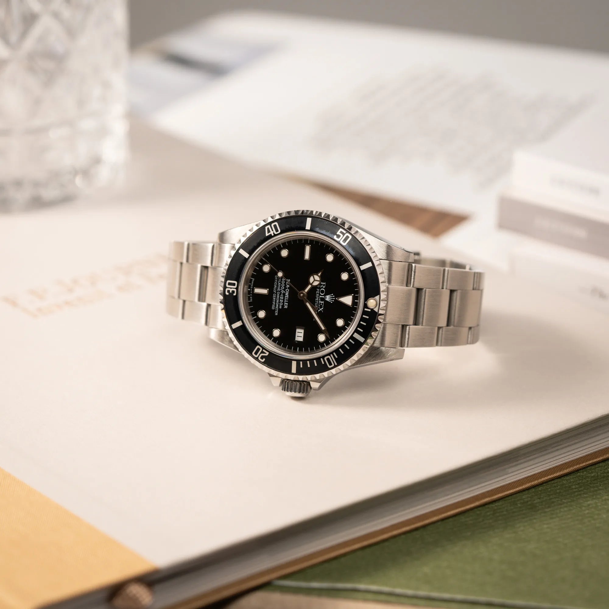Sea-Dweller 4000 | 16600 | Box & Papiere 1996 | Service 25