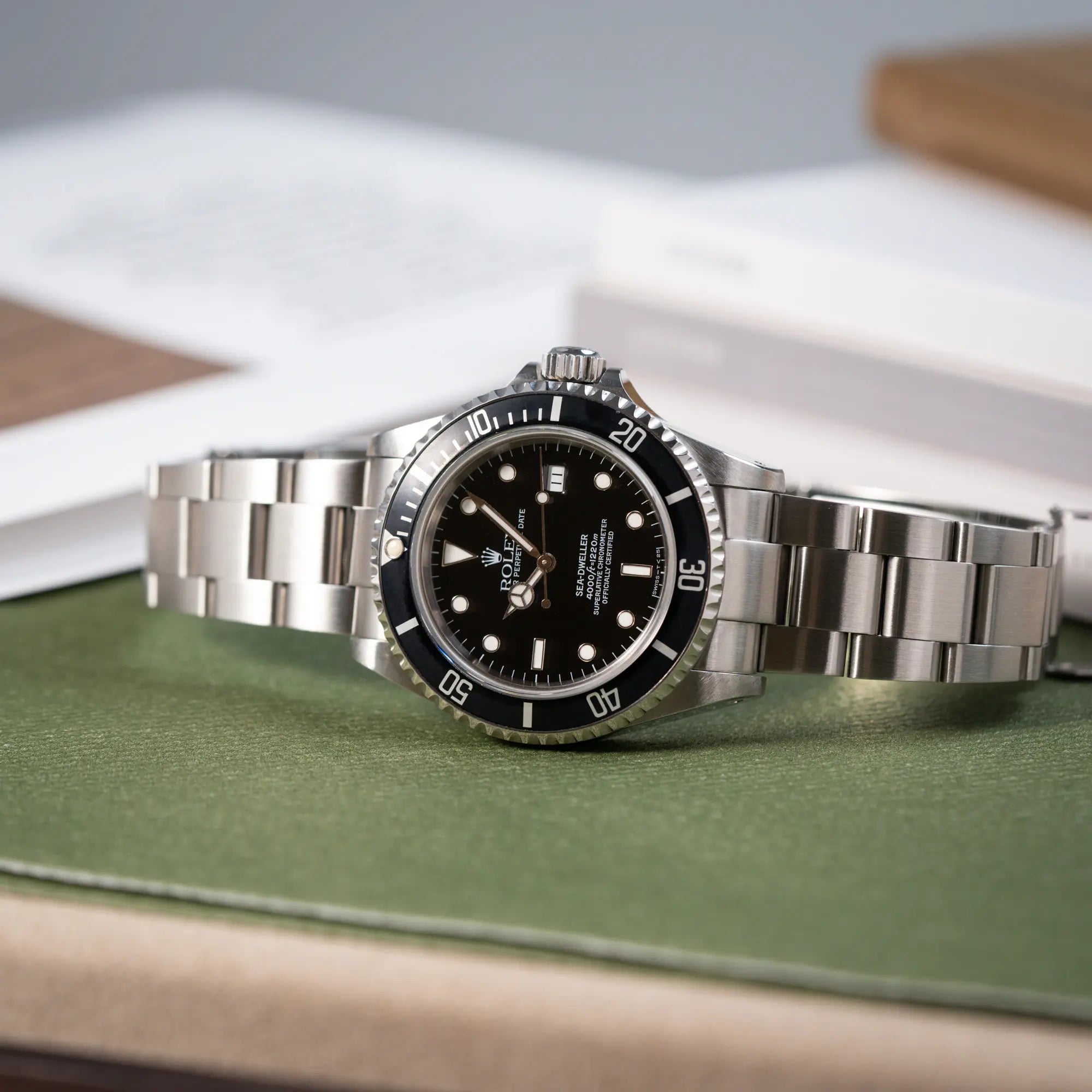 Sea-Dweller 4000 | 16600 | Box & Papiere 1996 | Service 25