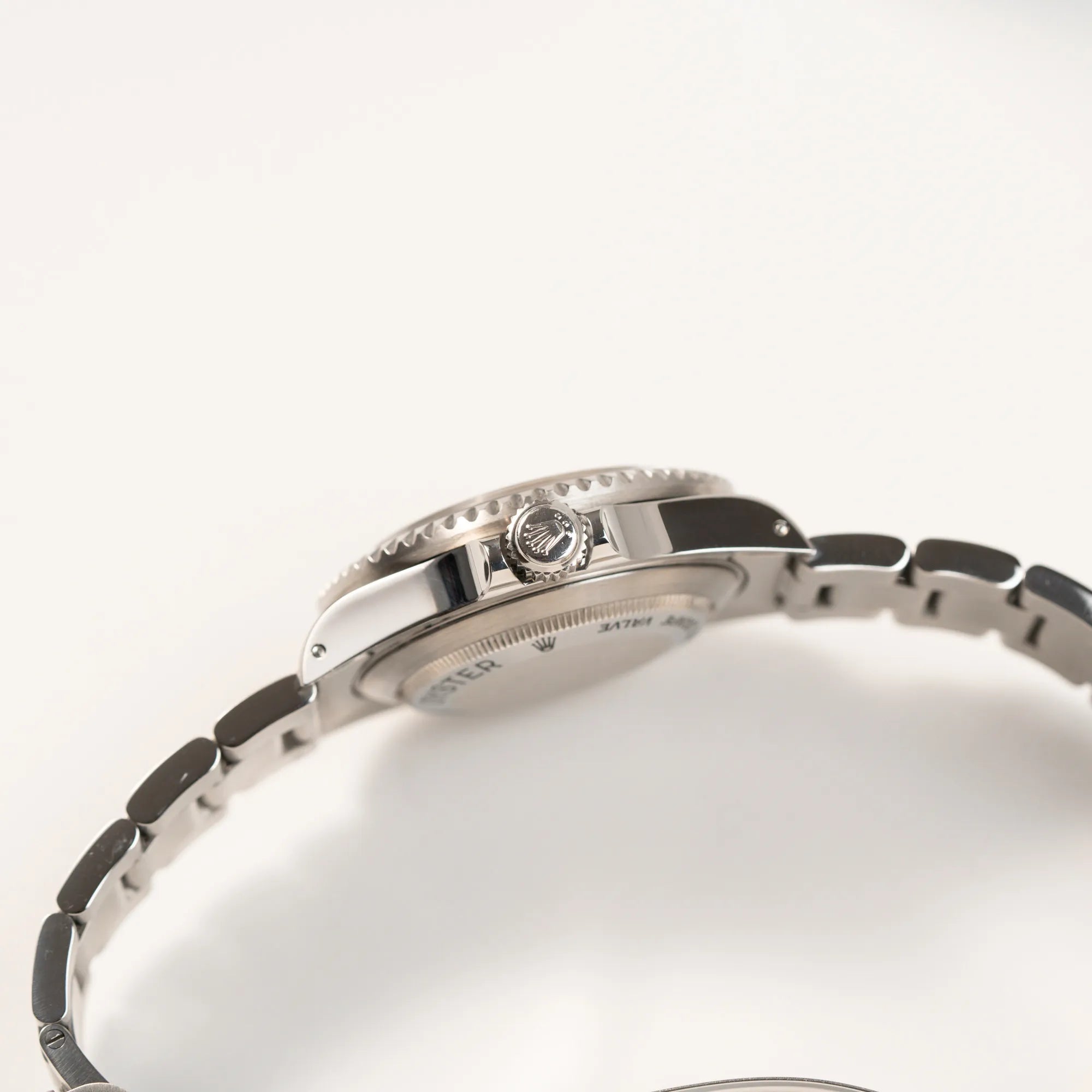 Sea-Dweller 4000 | 16600 | Box & Papiere 1996 | Service 25