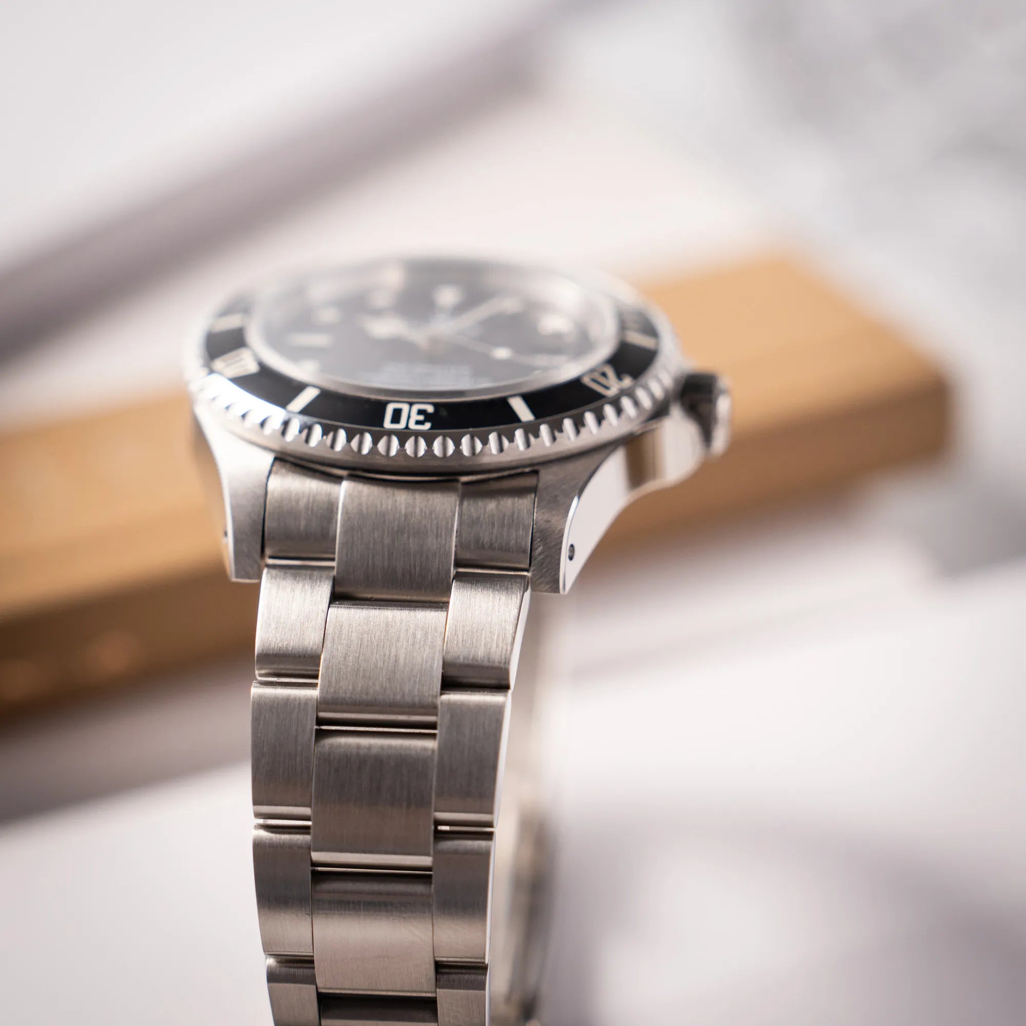 Sea-Dweller 4000 | 16600 | Box & Papers | Service | LC100