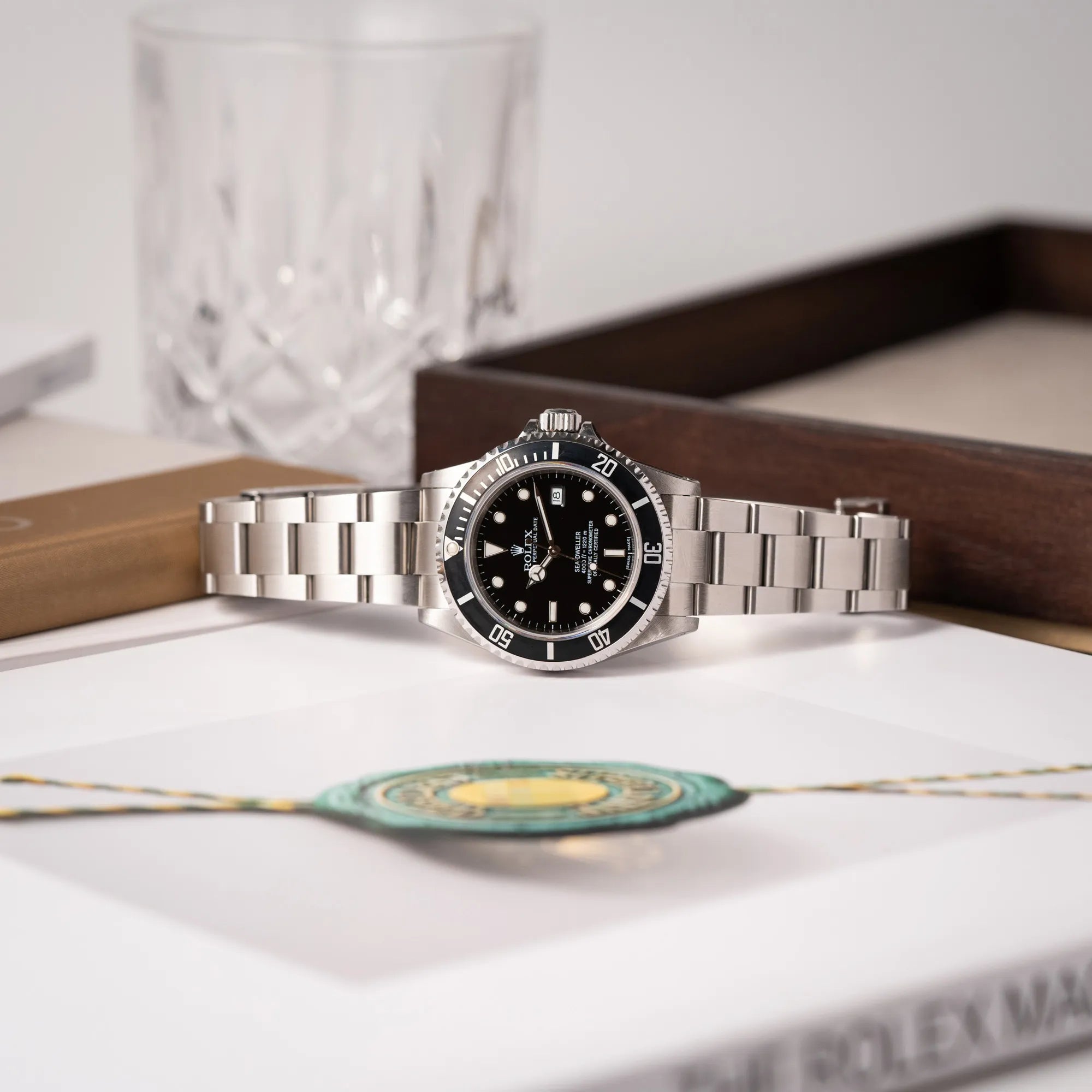 Sea-Dweller 4000 | 16600 | Box & Papers | Service | LC100