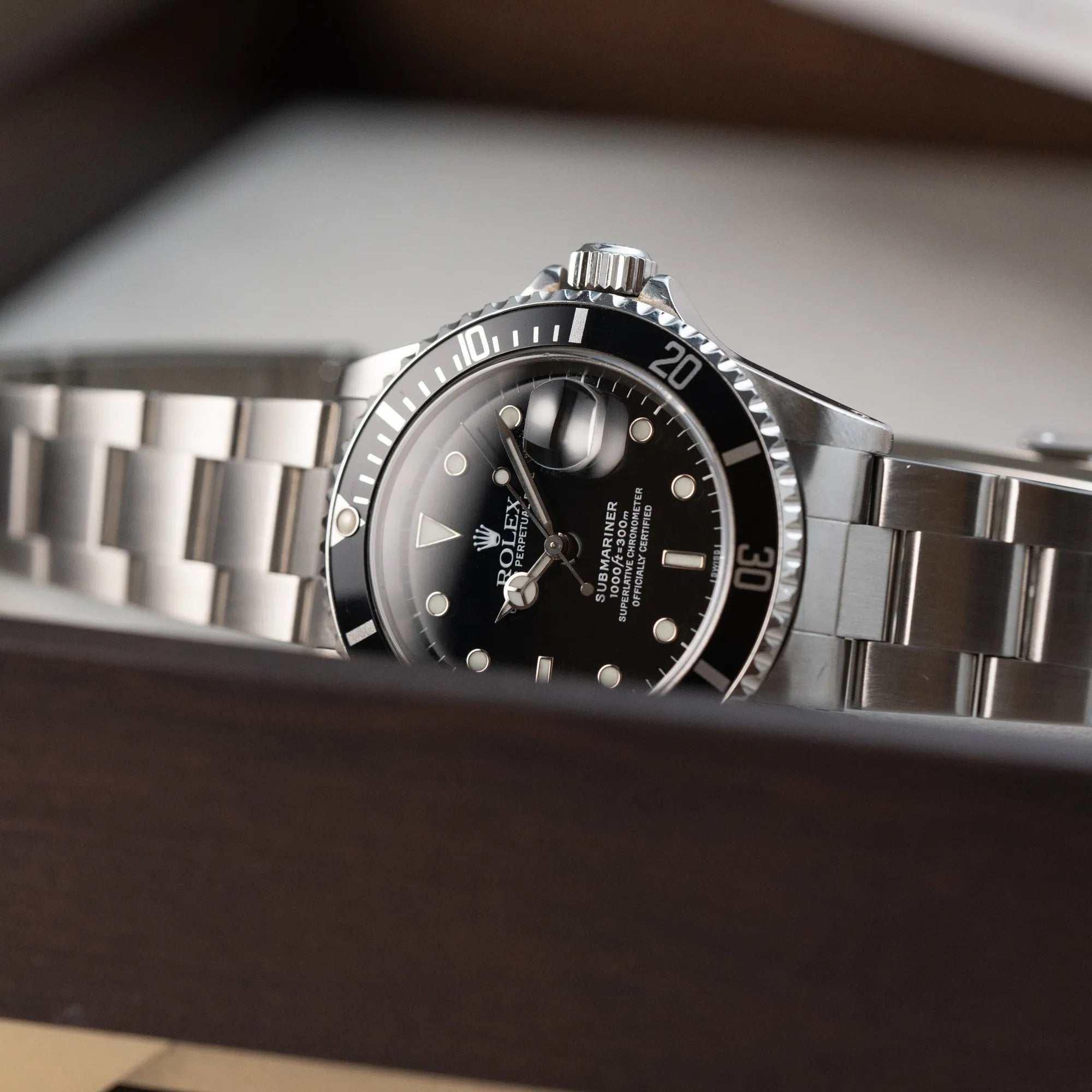 Submariner Date | 16610 | Original Papiere 2001