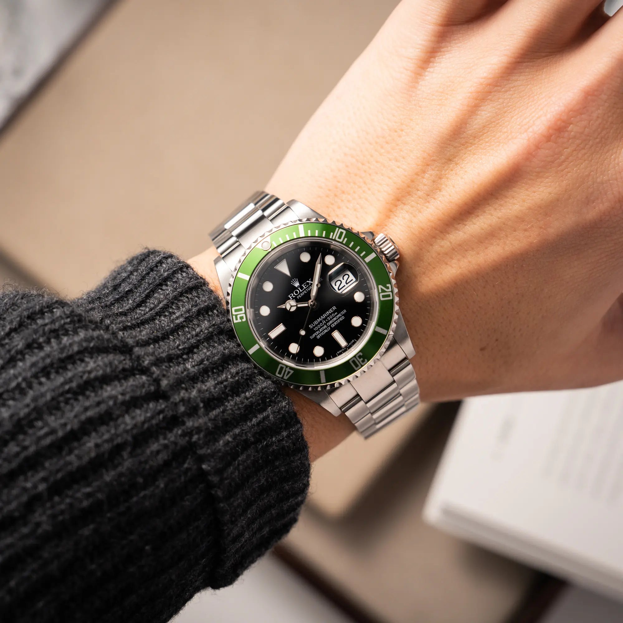 Submariner Date "Kermit" | 16610LV | Full-Set Service 21