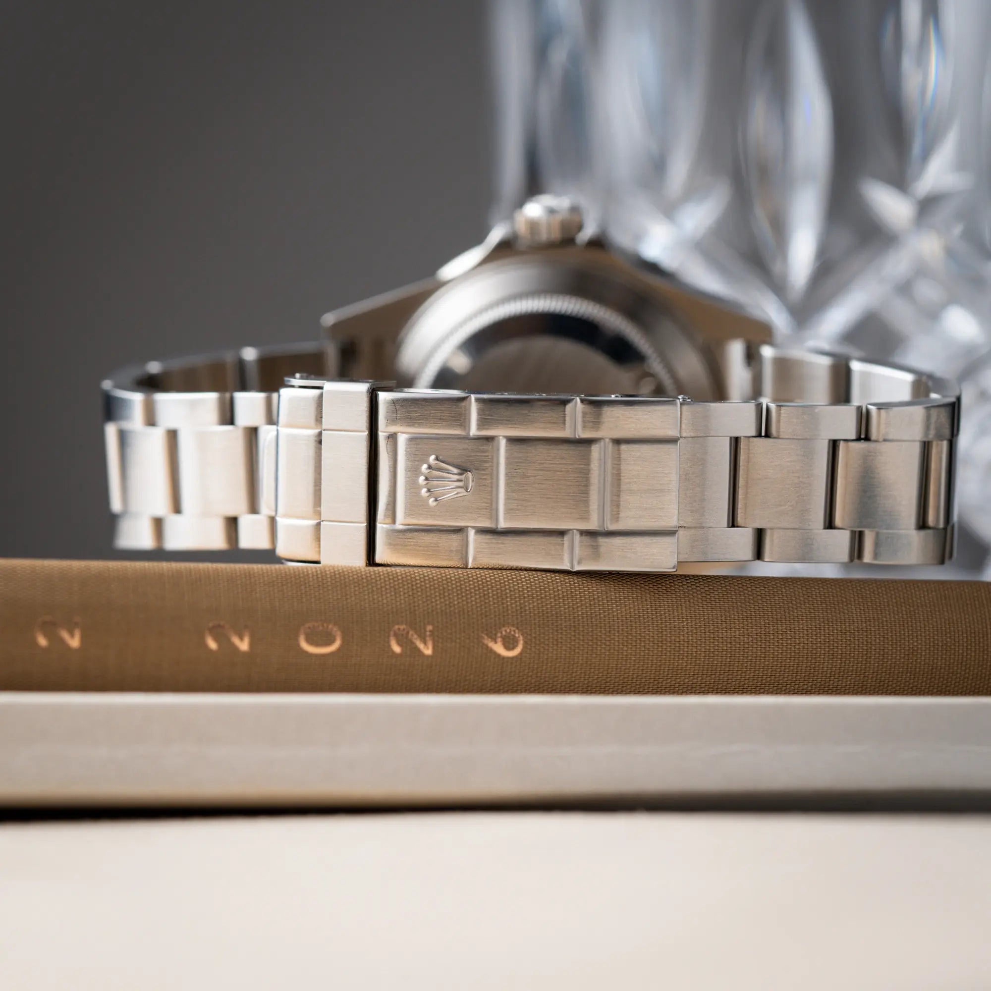 Submariner Date "Kermit" | 16610LV | Full-Set Service 21