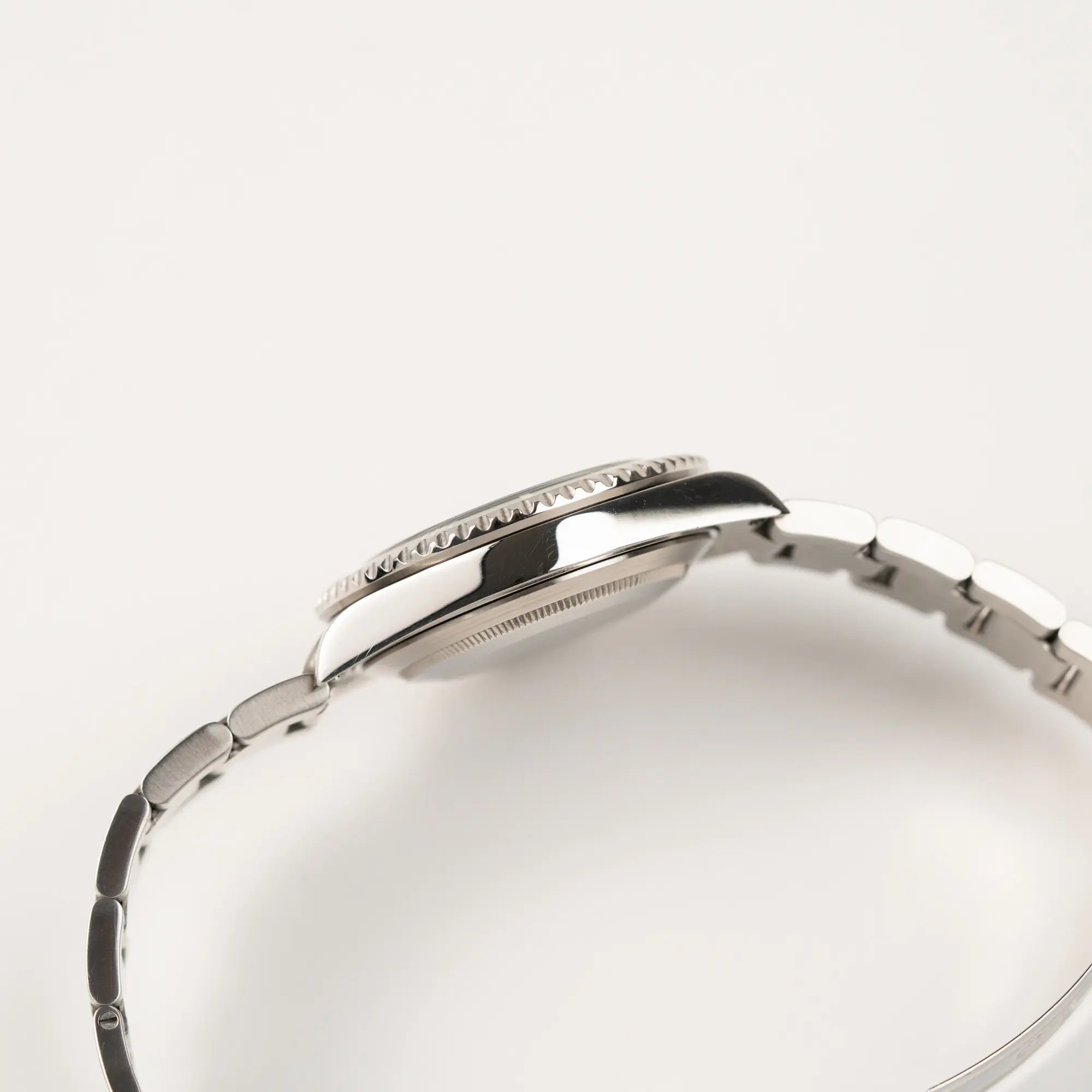 Submariner Date "Kermit" | 16610LV | Full-Set Service 21