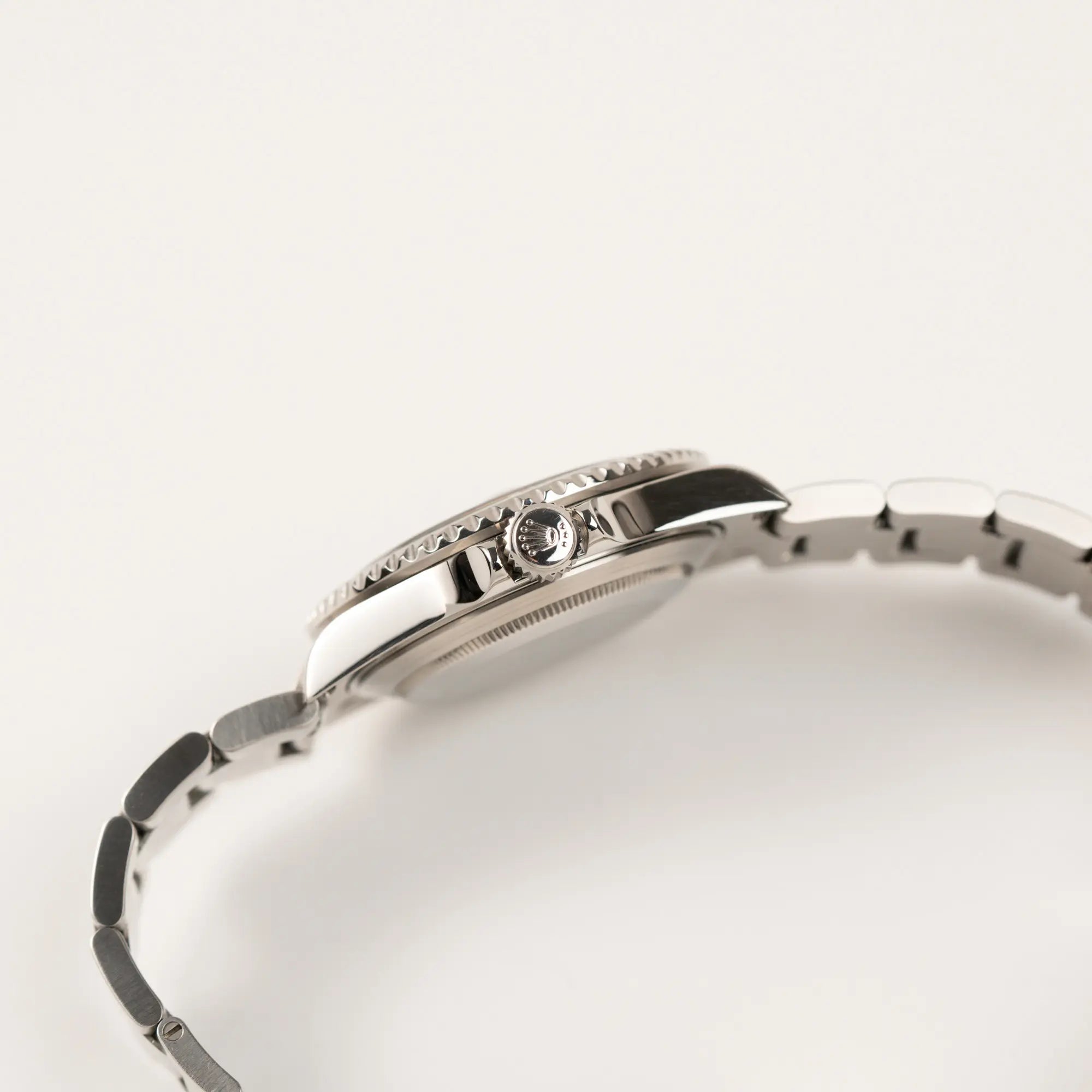 Submariner Date "Kermit" | 16610LV | Full-Set Service 21