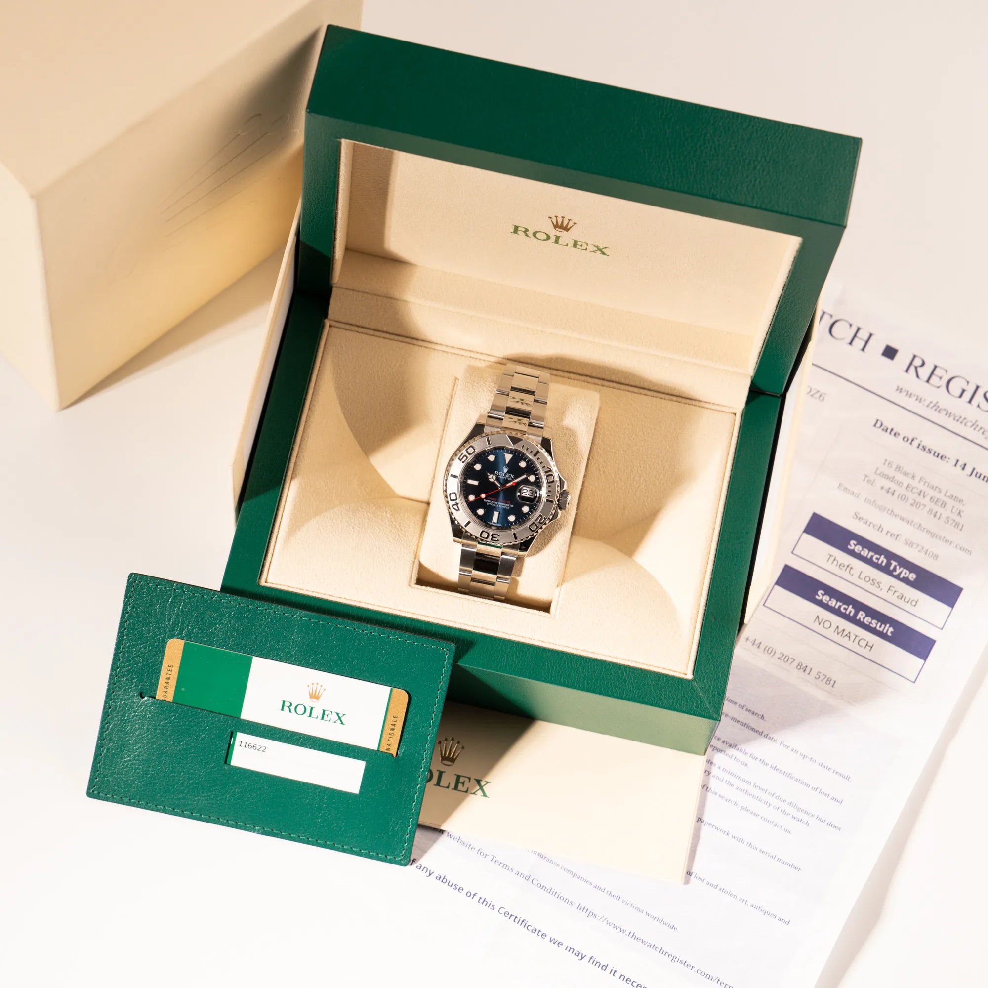 Rolex Yachtmaster 40 mit blauem Zifferblatt der Referenz 116622  zusammen mit dem Lieferumfang, bestehend aus Uhr, Box, Papieren und Erstkaufrechnung