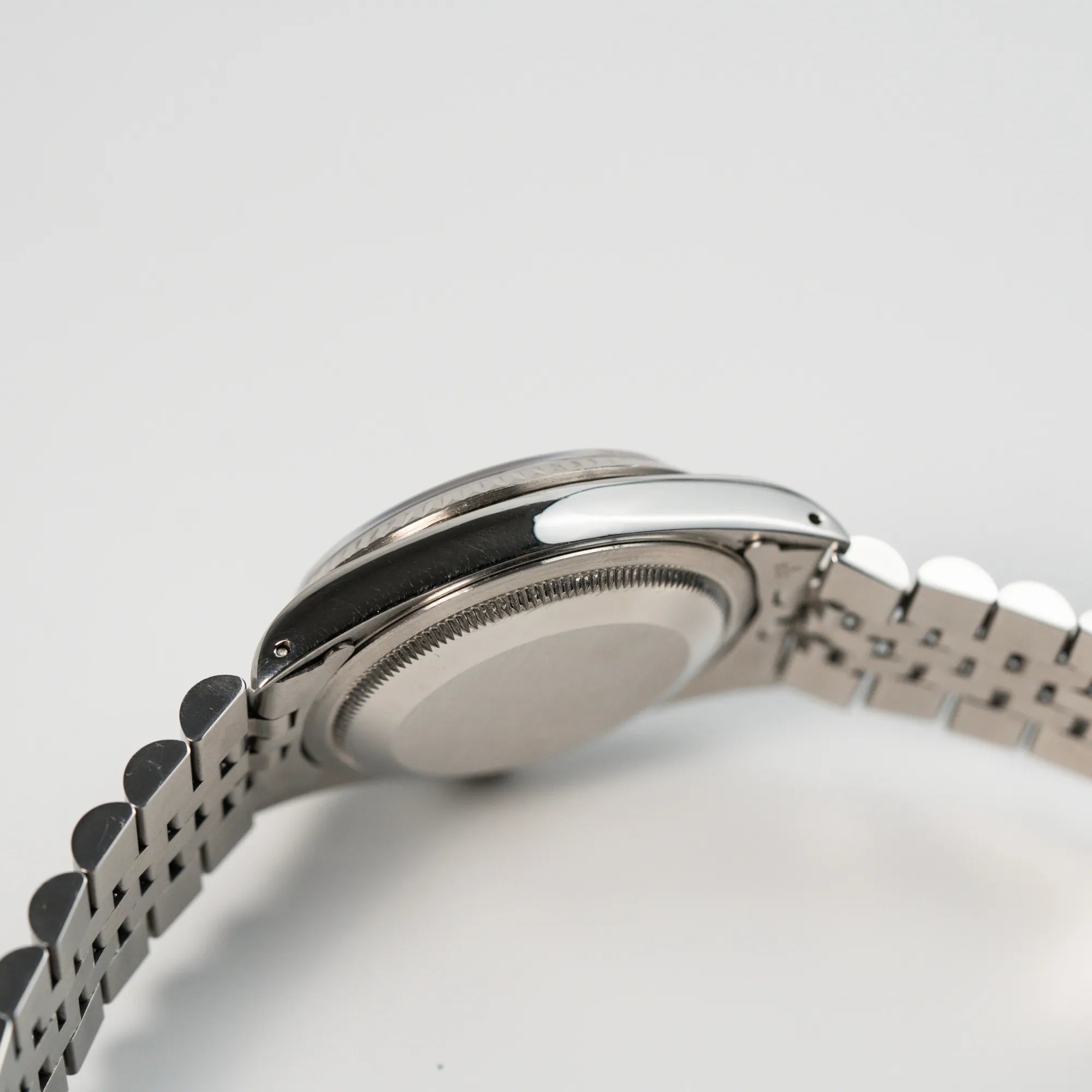 Used date just on sale