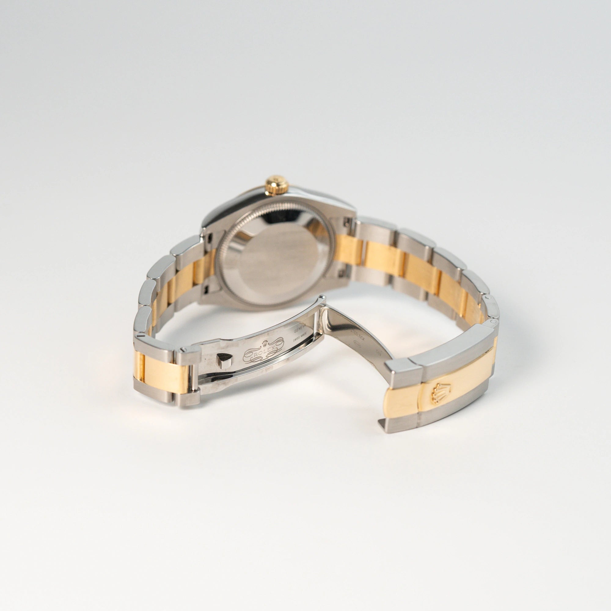 Rolex Datejust 31 mm für Ladies in Stahl-Gold mit geöffneter Faltschliesse