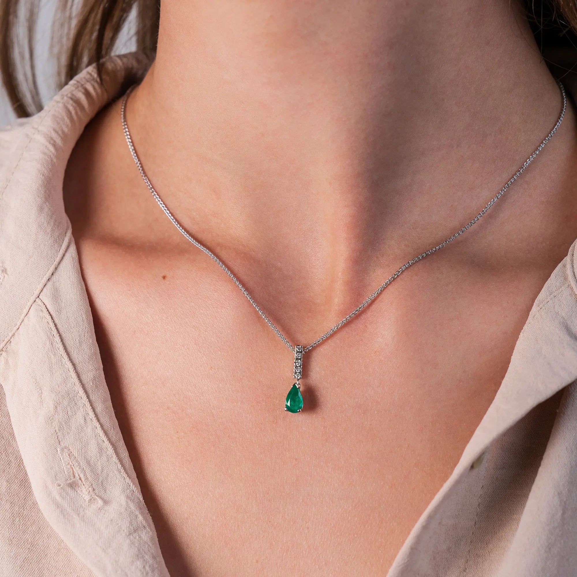 Emerald Necklace | 14 carat white gold